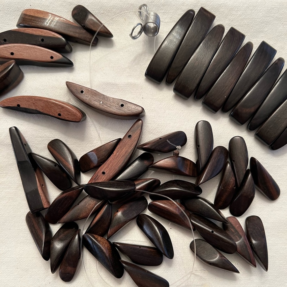 Loose Black/Brown Beads